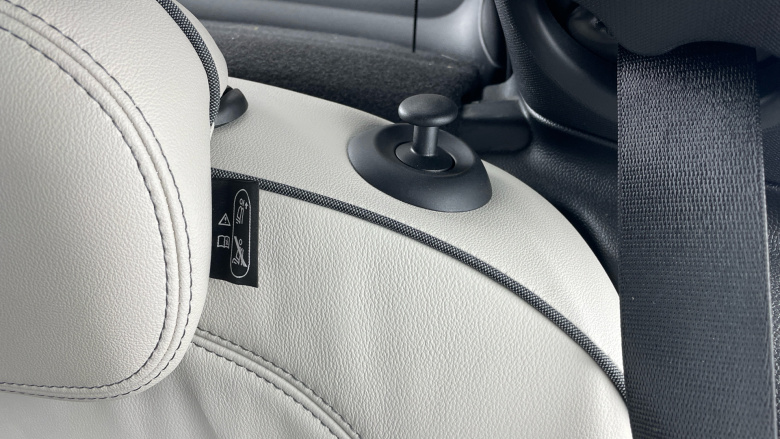 MINI Hatchback 2.0 Cooper S Exclusive 3dr Auto [Comfort Pack] Petrol Hatchback